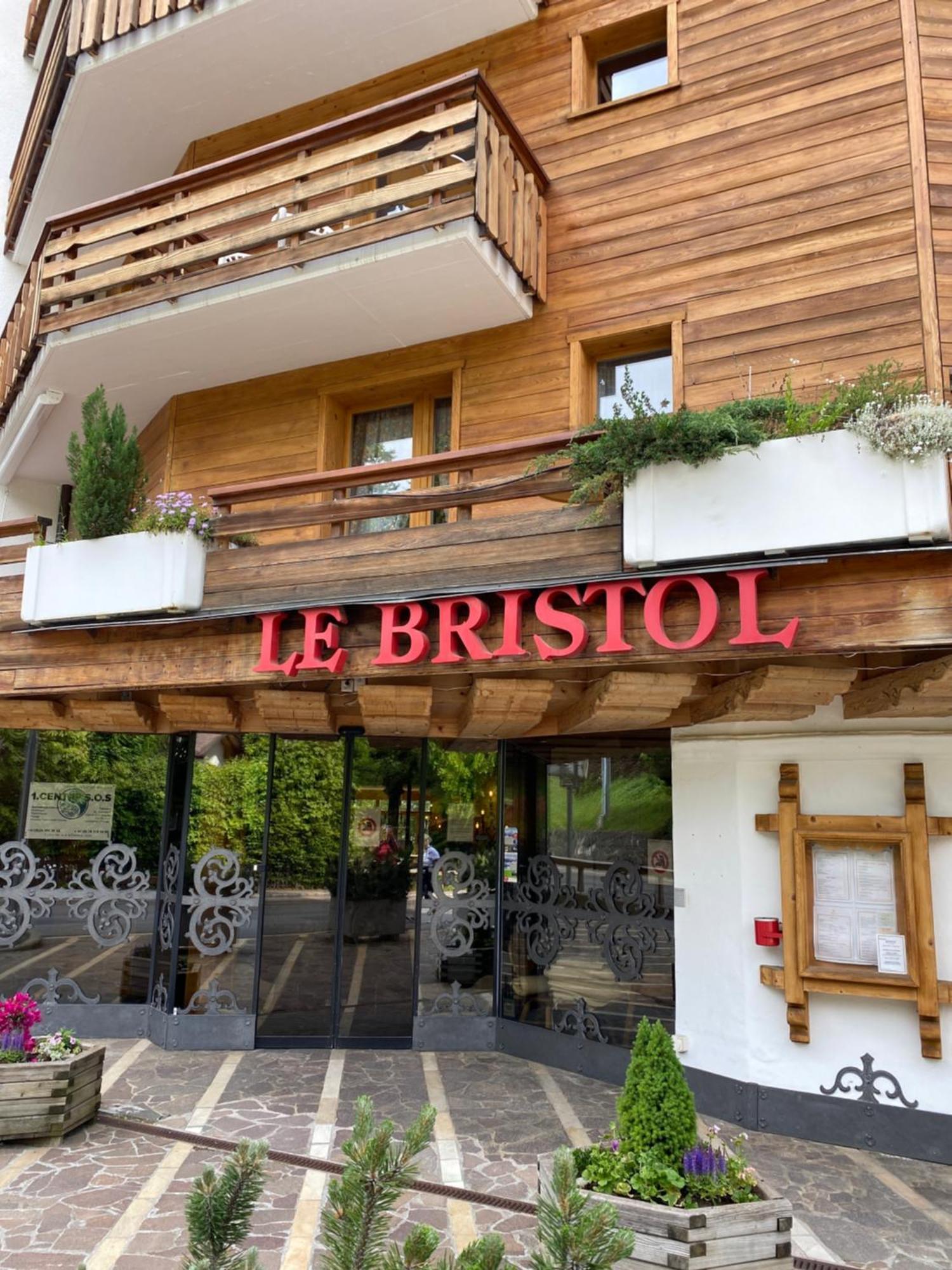 Le Bristol - Villars Bristol Apartments Zewnętrze zdjęcie